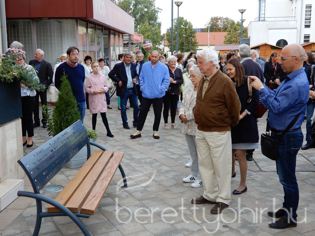 Konrád-emlékpad avatás 33